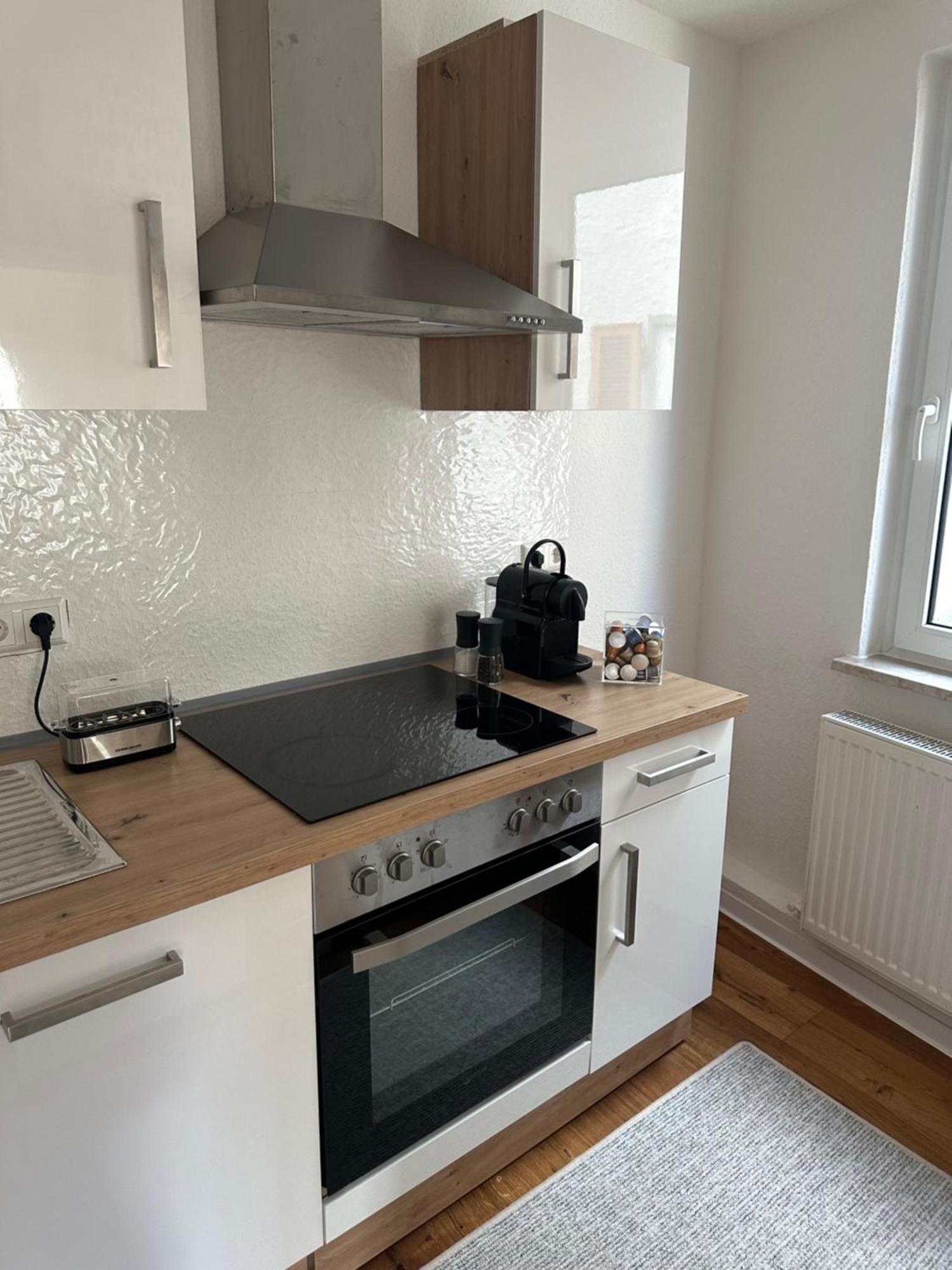 Stylisches Apartment Mit Grossem Tageslichbad Am Marktplatz Leonberg Eksteriør bilde