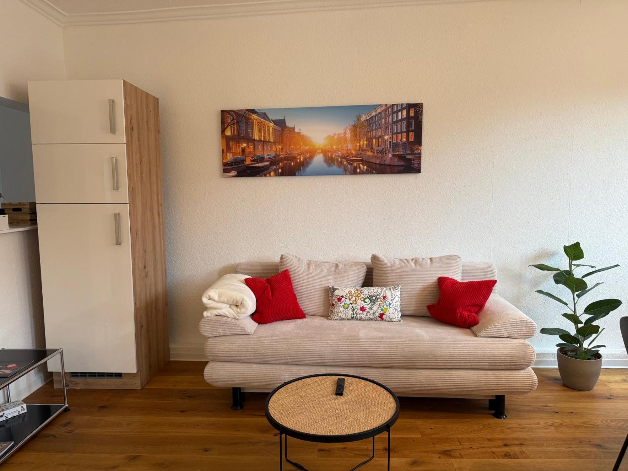 Stylisches Apartment Mit Grossem Tageslichbad Am Marktplatz Leonberg Eksteriør bilde