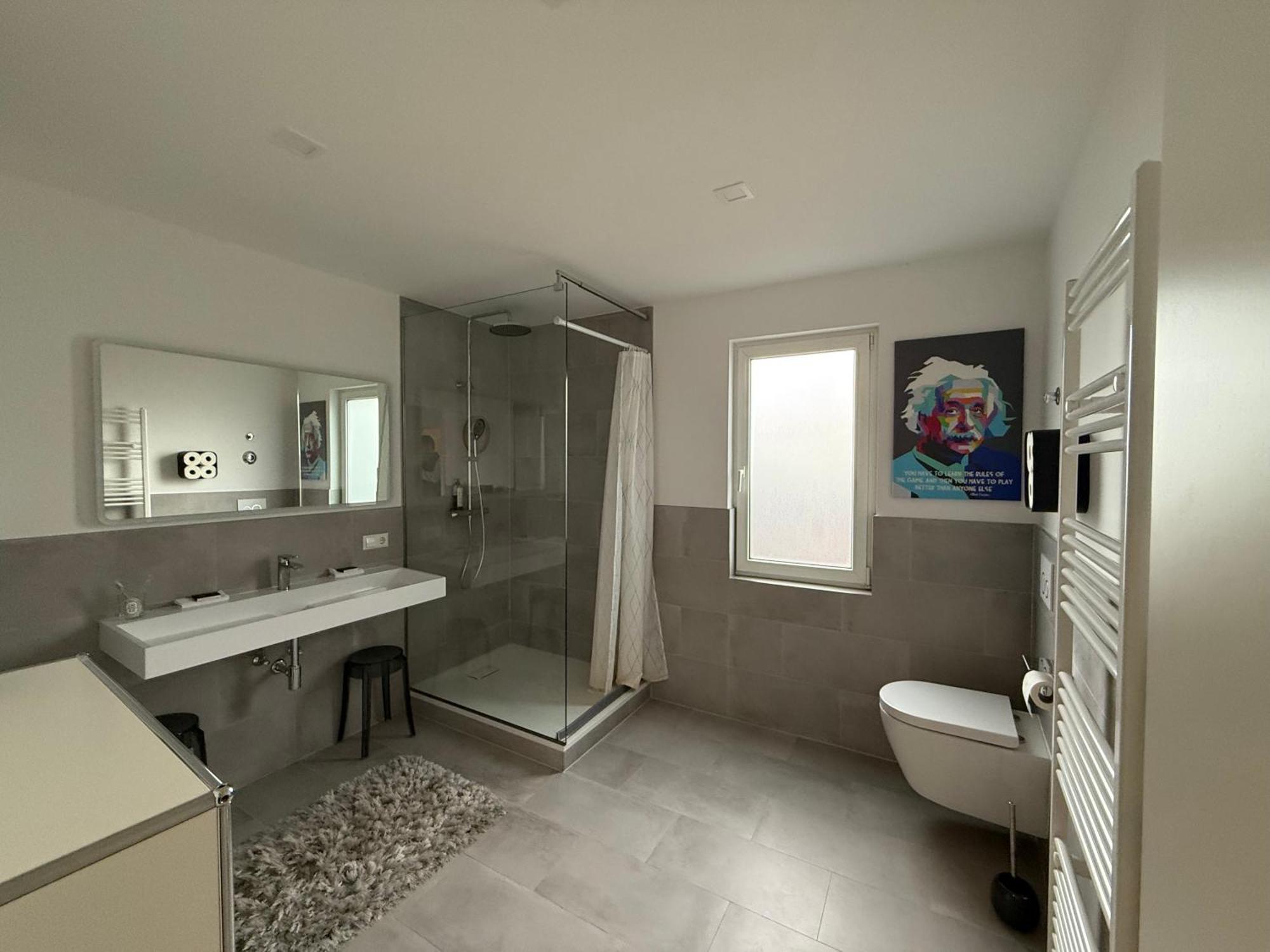 Stylisches Apartment Mit Grossem Tageslichbad Am Marktplatz Leonberg Eksteriør bilde